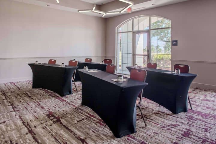 Meeting facility